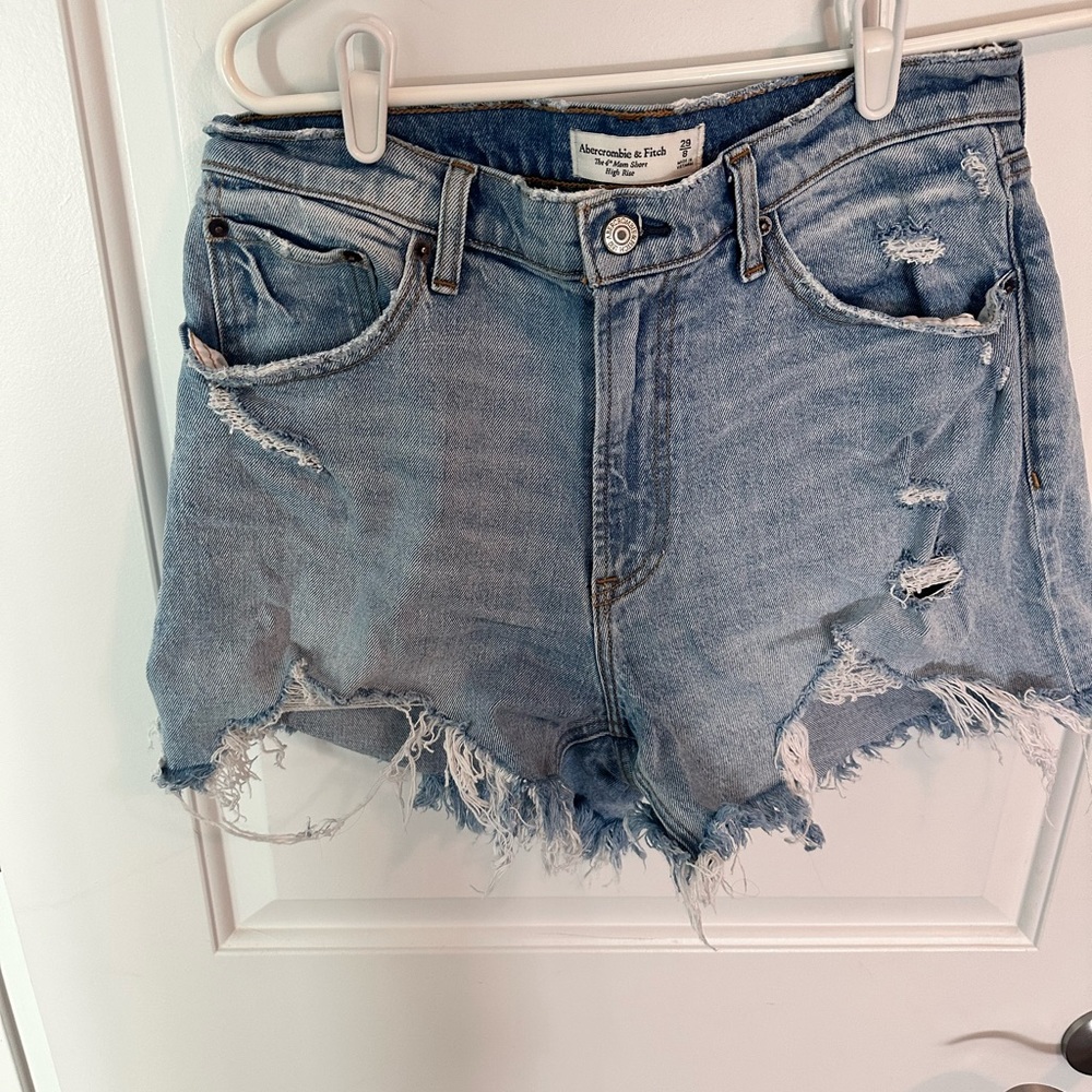 Abercrombie and fitch curve love 4” mom short high rise sz 8